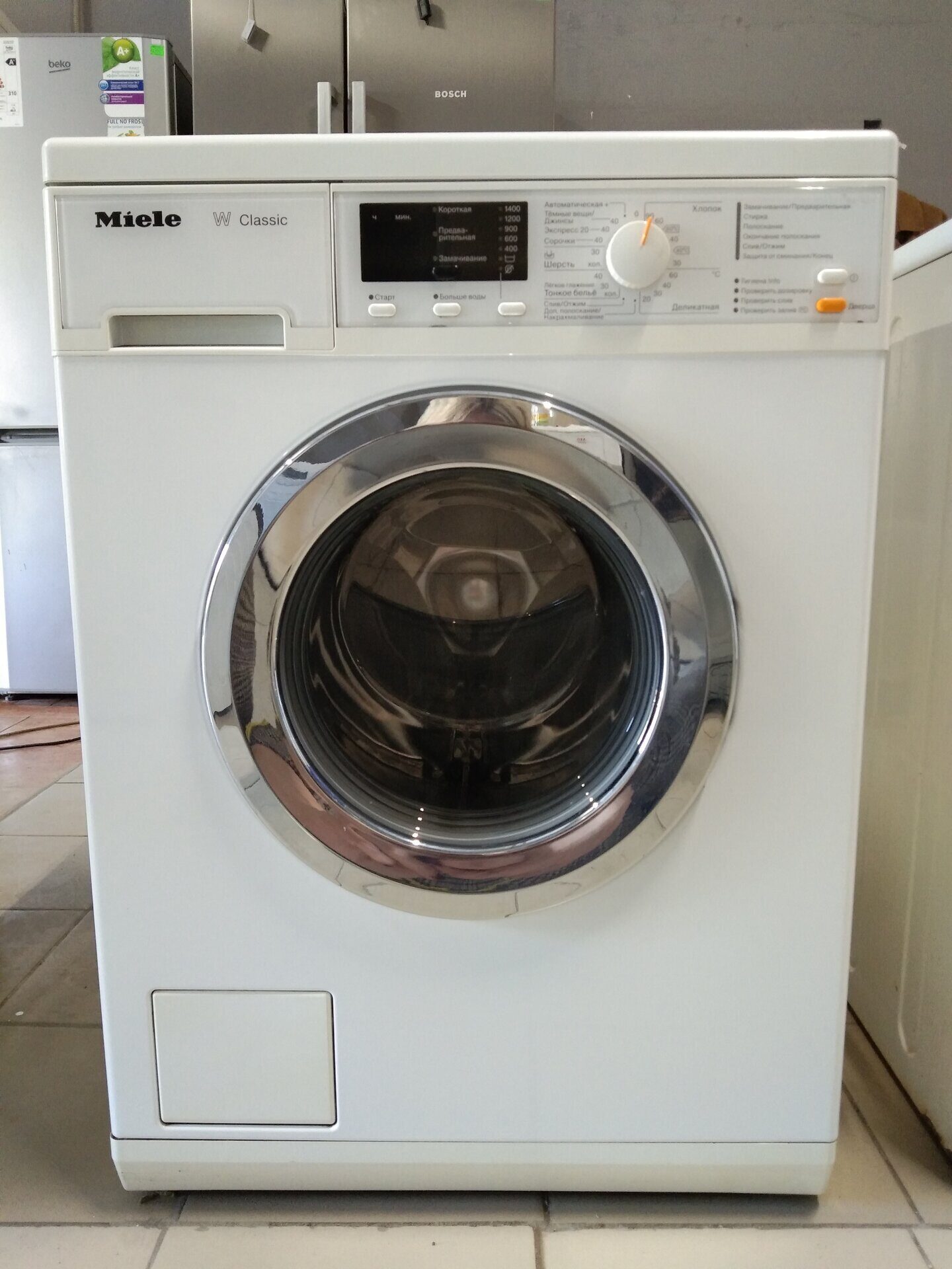 Стиральная машина Miele WDA 100 W CLASSIC